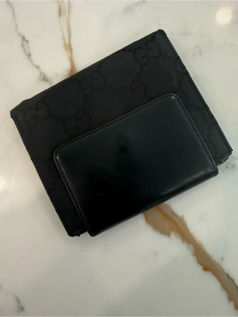 Gucci Men’s Wallet Crossbody with Embossed GG Jacquard